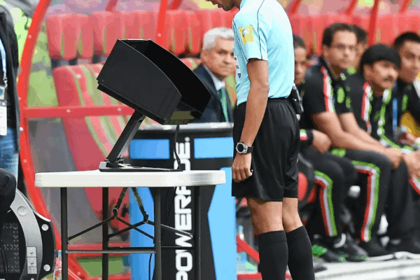 kamera-var-dalam-sepak-bola