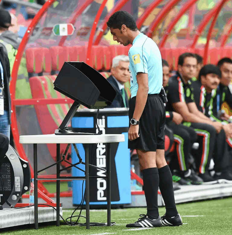 kamera-var-dalam-sepak-bola