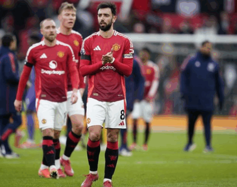 Kapan Man United Akan Bangkiat Kembali?