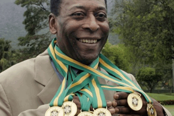 siapakah-sesosok-pele-dalam-dunia-sepak-bola