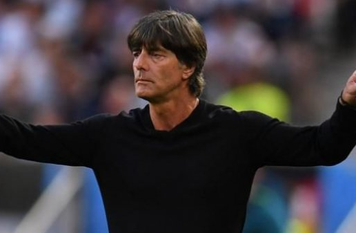 pelatih-bola-yang-sering-bikin-keputusan-aneh