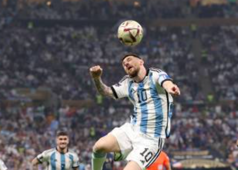 berapakah-tinggi-vertikal-lompatan-messi