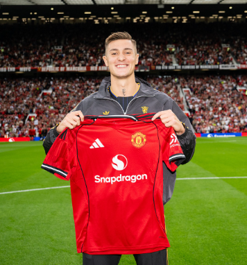 Pesepak Bola Benjamin Sesko Dapat Julukan 004 Dari Para Fans pesepak-bola-benjamin-sesko-dapat-julukan-004-dari-para-fans