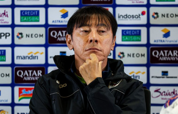 pelatih-arema-dukung-keputusan-erick-thohir-keluarkan-sty