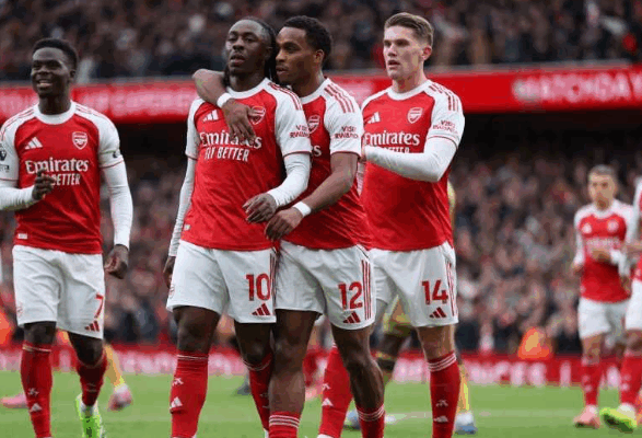 standar-poin-untuk-juara-premier-league-sudah-turun