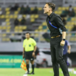 Pelatih Sepakbola Ungkap Strategi Kemenangan Penting