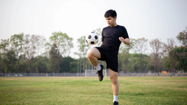 Kebugaran Pemain Sepak Bola: Rahasia Latihan Fisik Elit