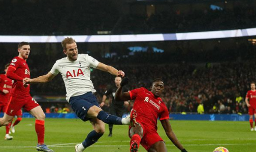 Pelatih Sepakbola Taktik Pressing Tinggi Modern Era Terkini